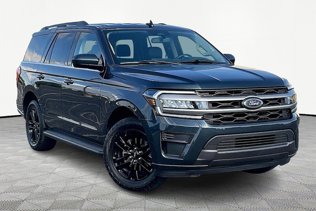 Used 2024 Ford Expedition XLT SUV