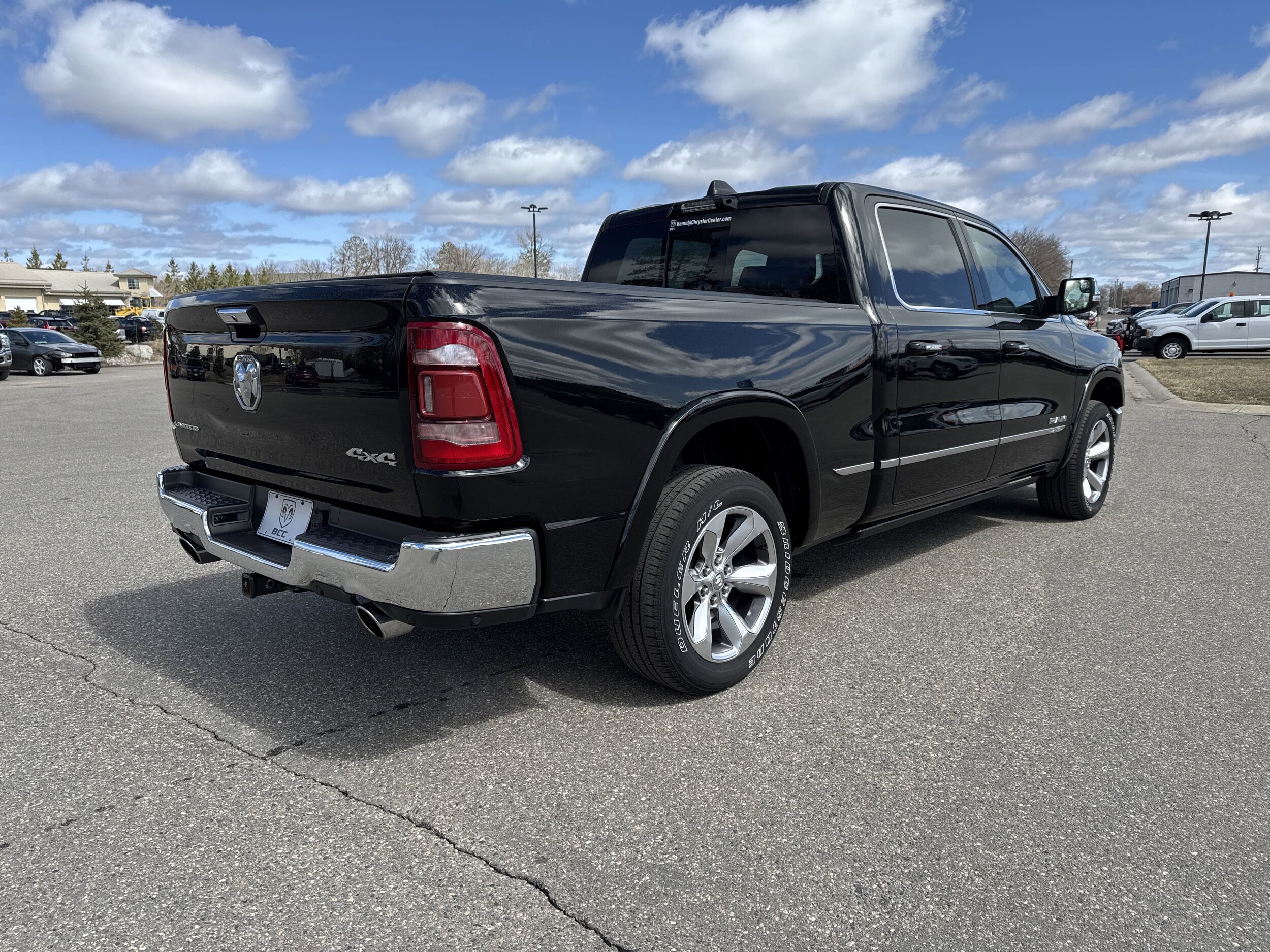 2022 Ram 1500 Limited photo 3