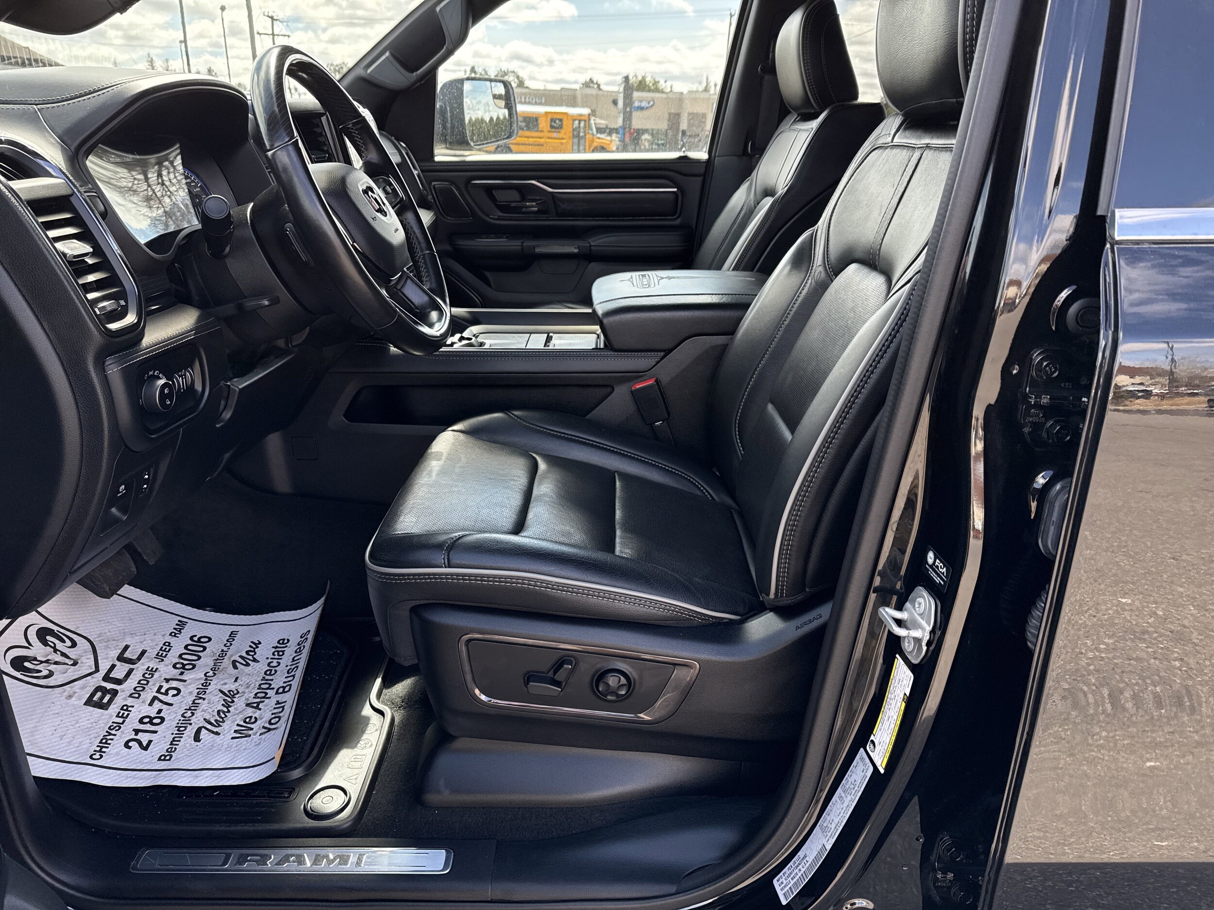 2022 Ram 1500 Limited photo 4