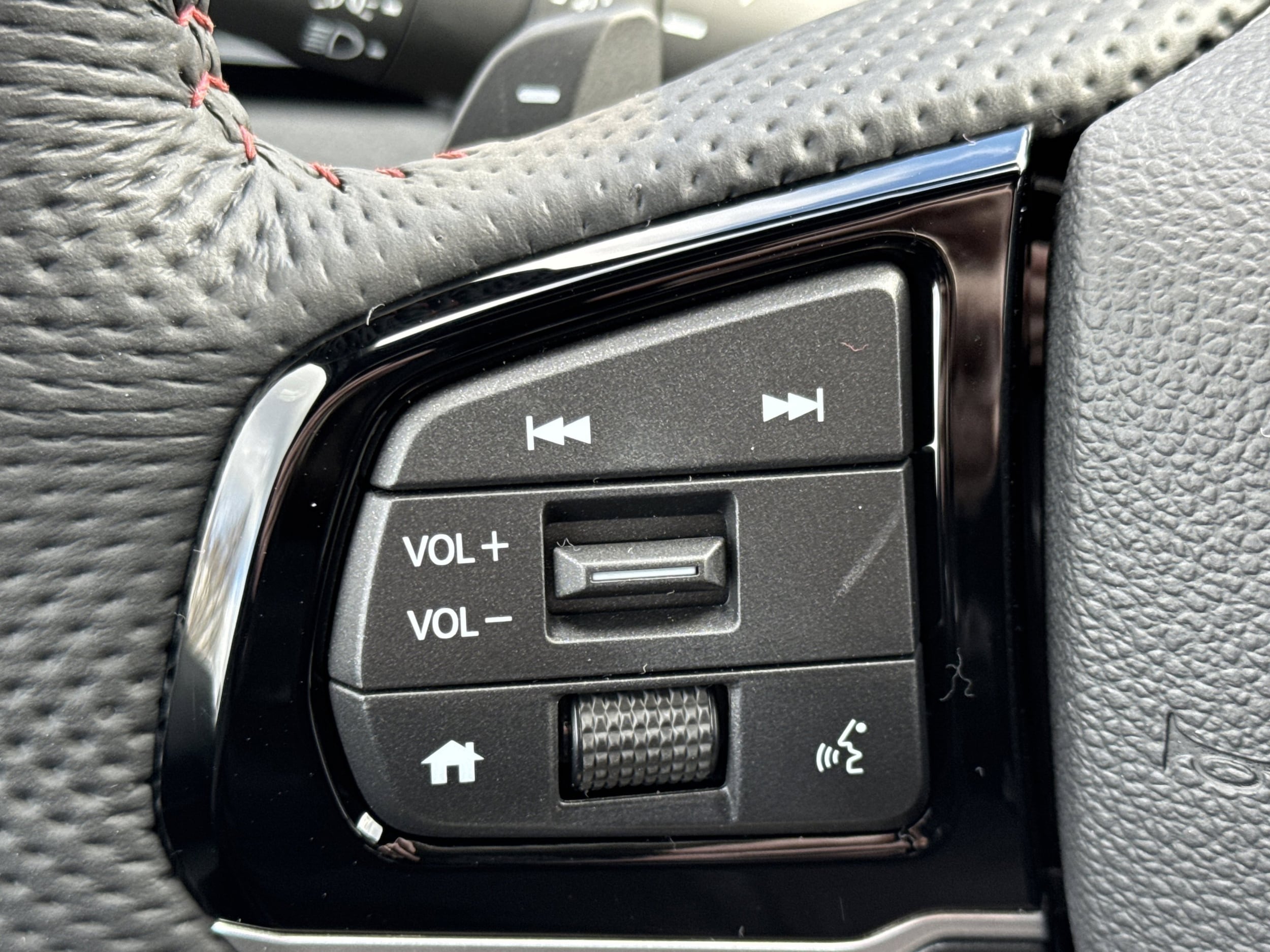 2026 Honda Ridgeline Black Edition - Photo 13