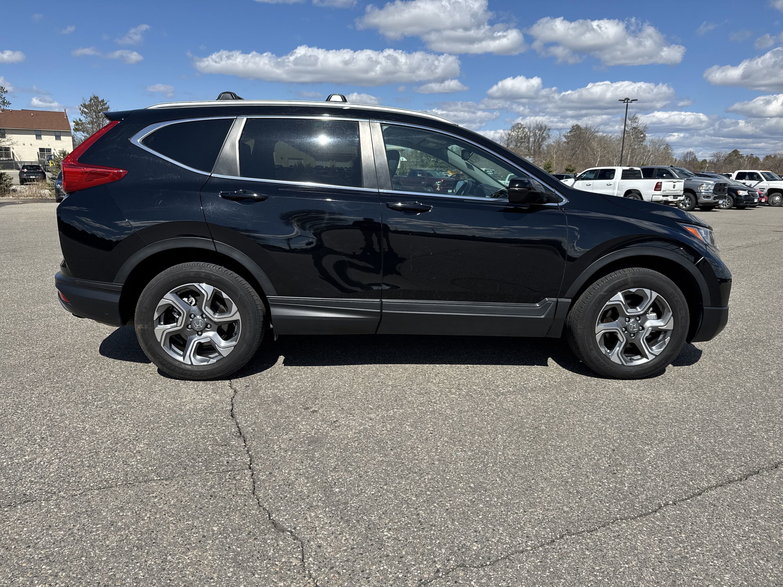 Used 2019 Honda CR-V EX-L with VIN 5J6RW2H87KL021130 for sale in Bemidji, Minnesota