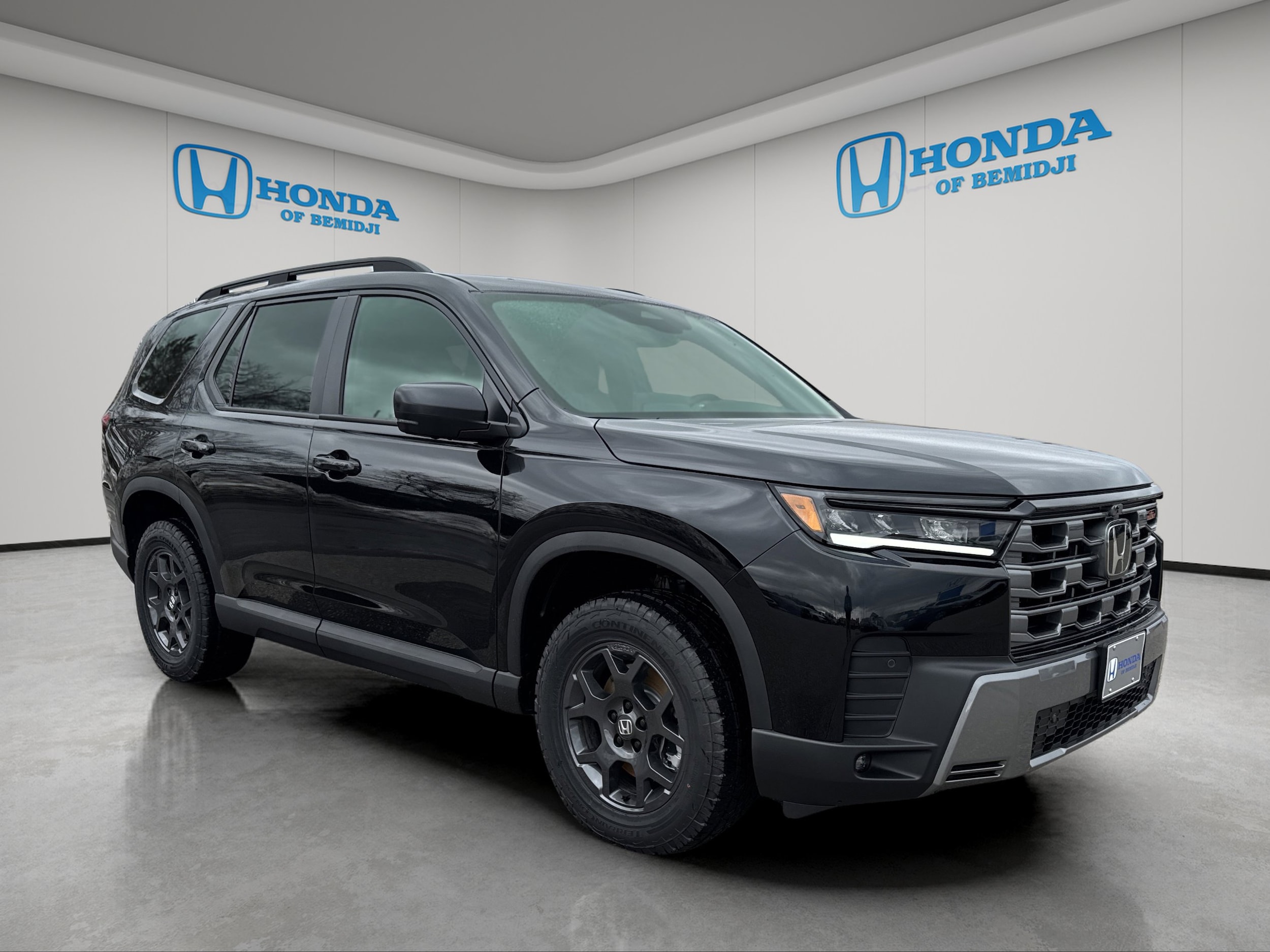 2026 Honda Pilot TrailSport AWD's photo