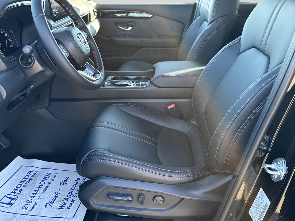 New 2025 Honda Pilot TrailSport SUV