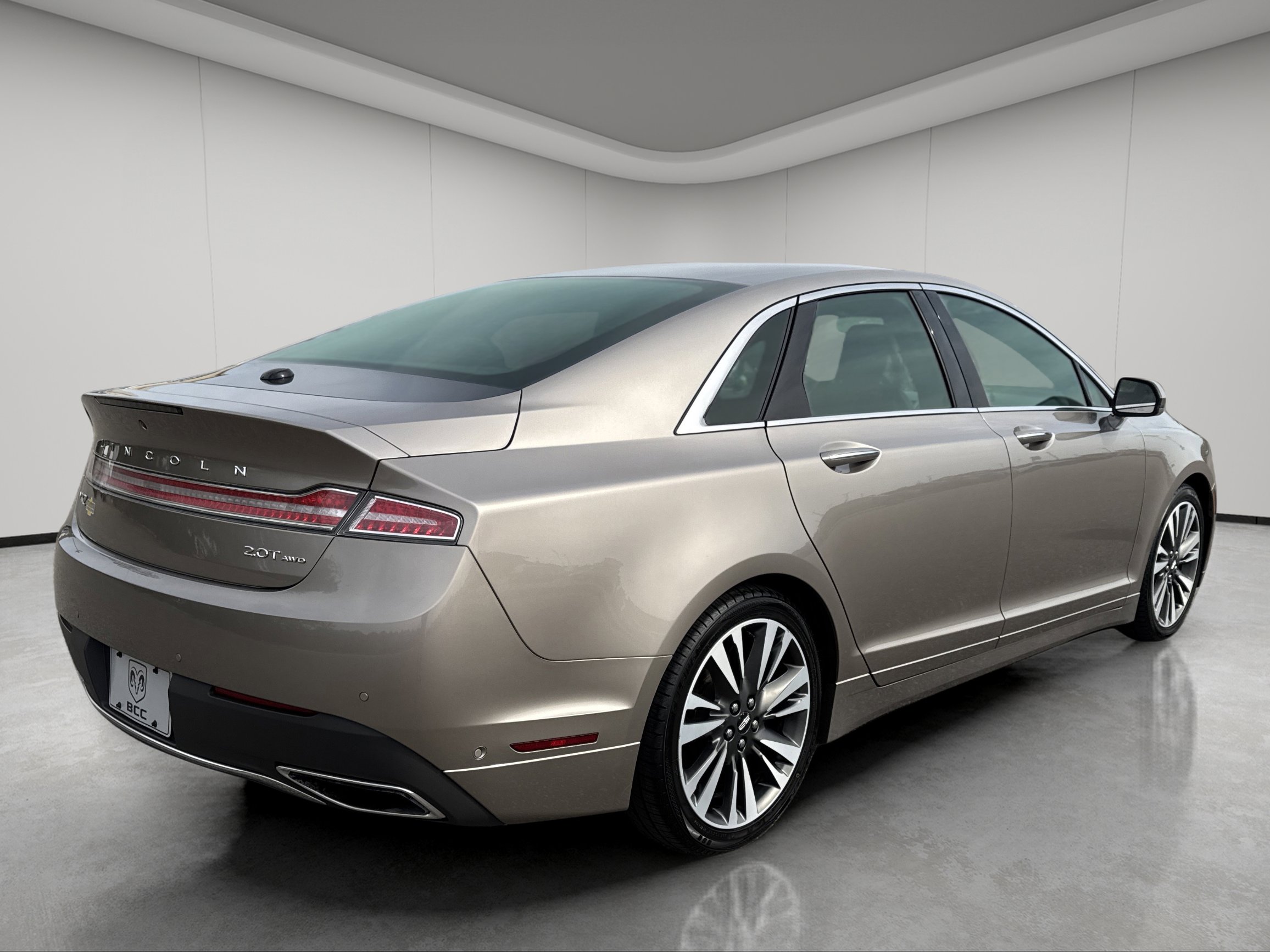 2019 Lincoln MKZ Reserve photo 2