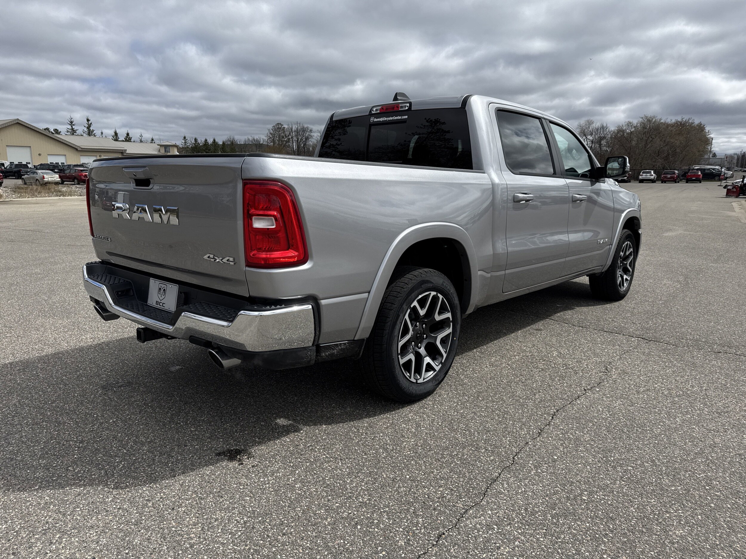 2025 Ram 1500 Laramie photo 2