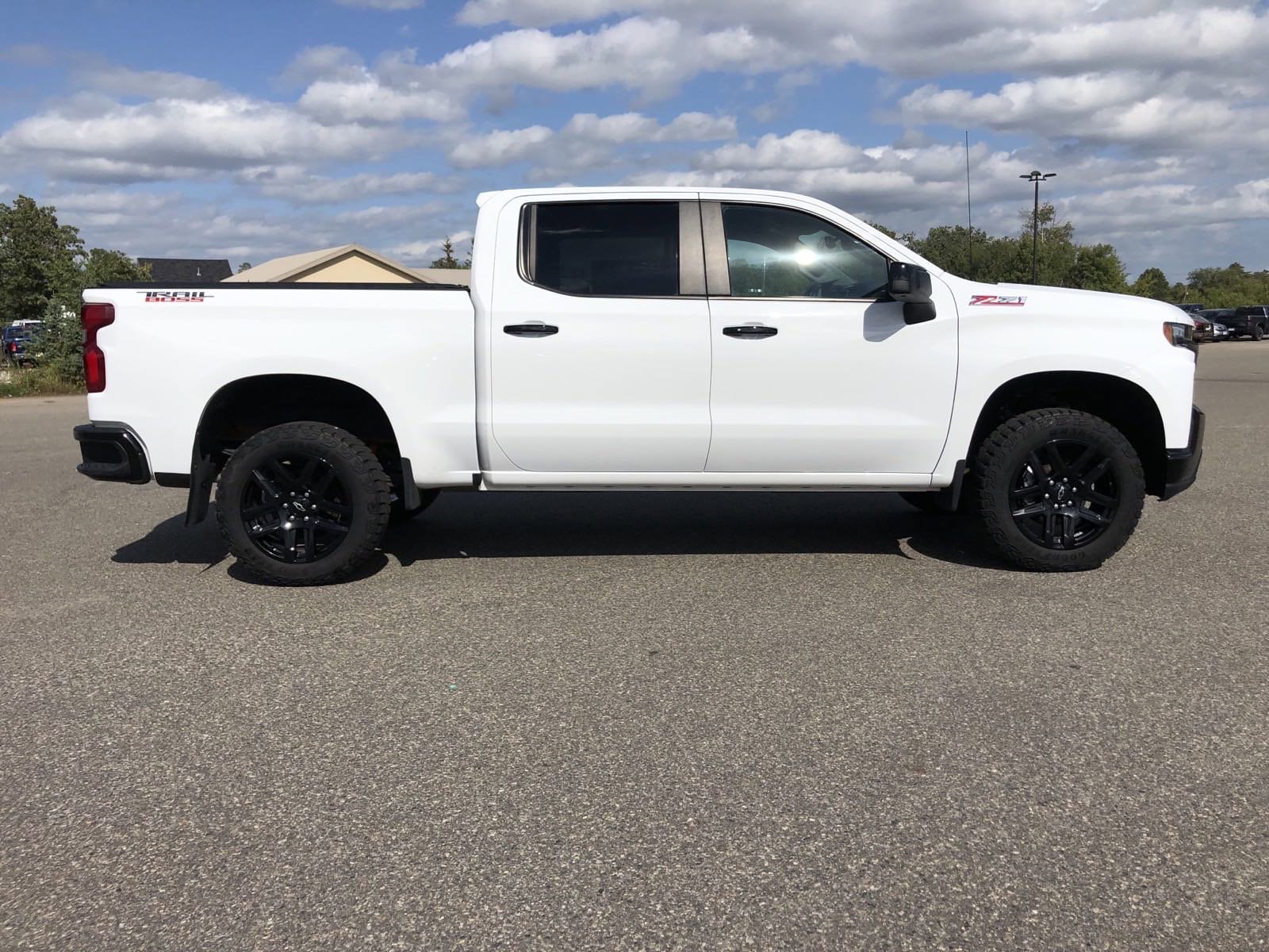 Used 2021 Chevrolet Silverado 1500 LT Trail Boss with VIN 3GCPYFED6MG430915 for sale in Bemidji, Minnesota