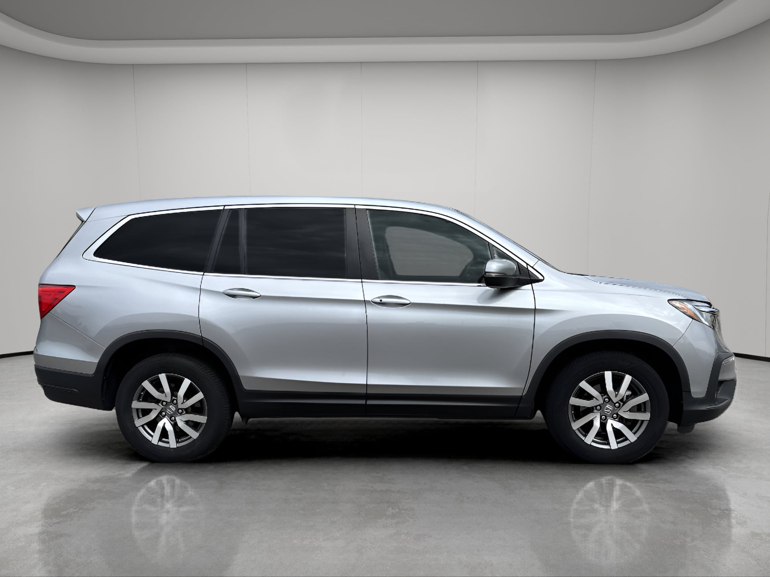 Used 2019 Honda Pilot EX-L with VIN 5FNYF6H5XKB099743 for sale in Bemidji, Minnesota