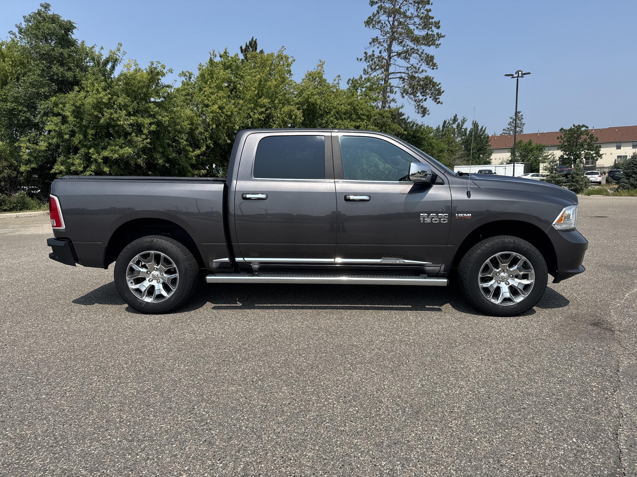 Used 2017 RAM Ram 1500 Pickup Laramie Limited with VIN 1C6RR7PT4HS617981 for sale in Bemidji, Minnesota
