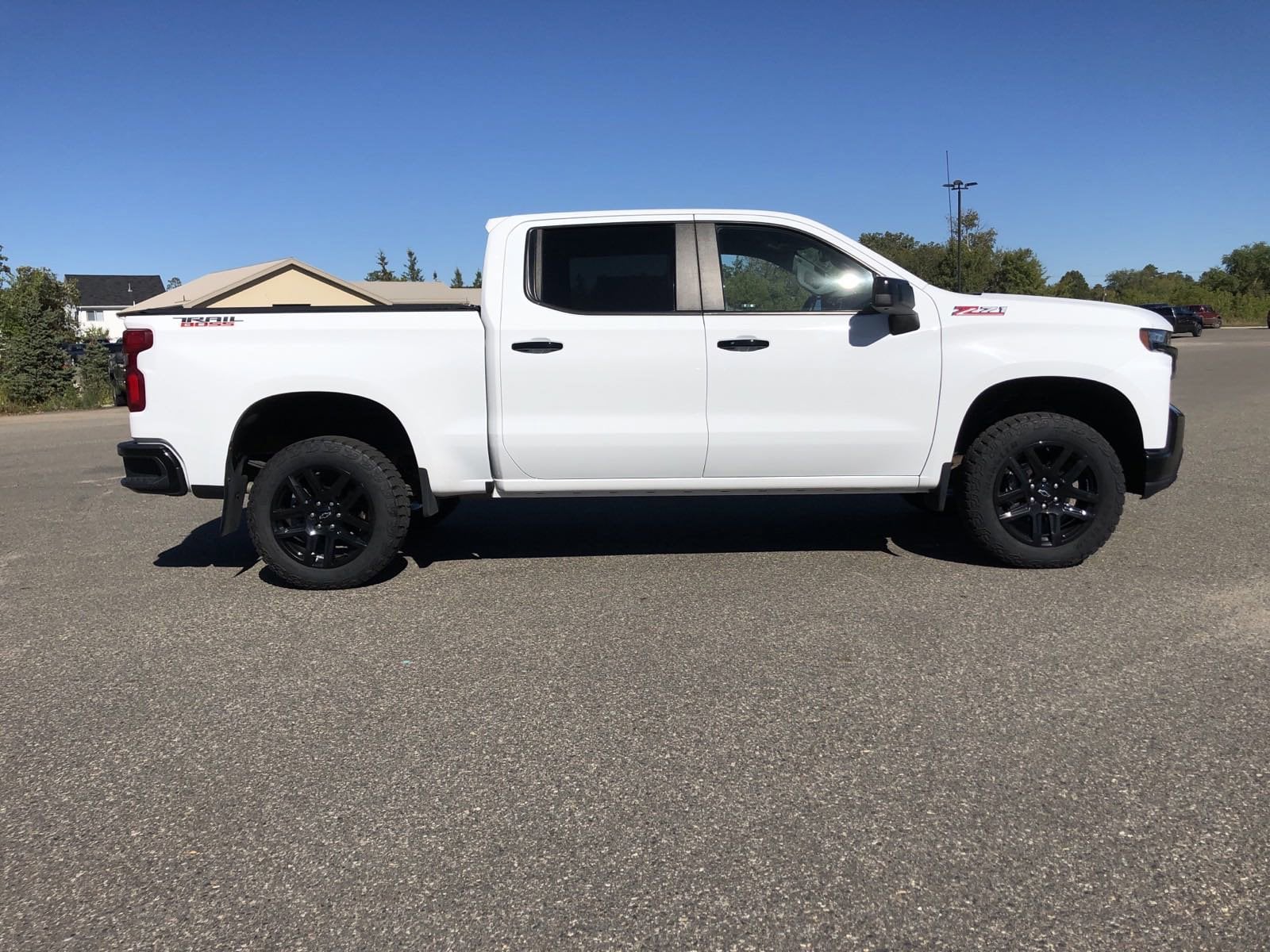 Used 2021 Chevrolet Silverado 1500 LT Trail Boss with VIN 3GCPYFED6MG430915 for sale in Bemidji, Minnesota