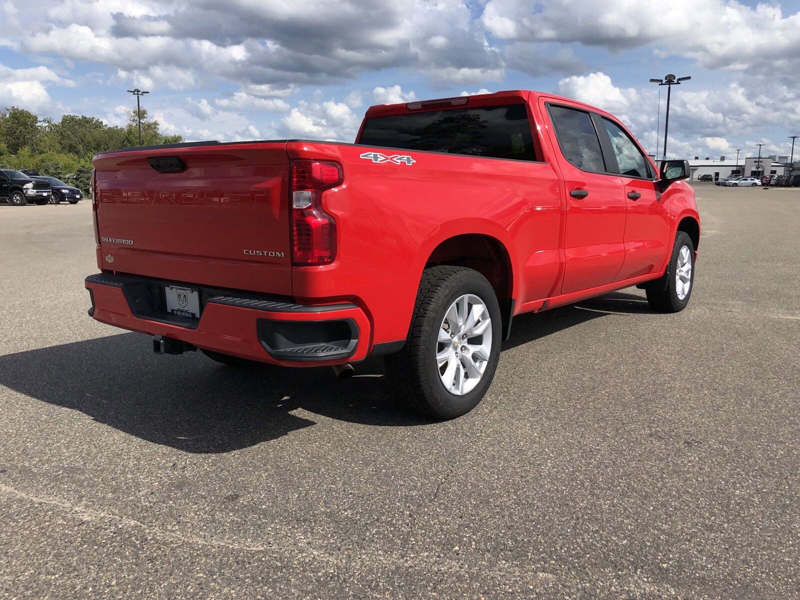 2022 Chevrolet Silverado 1500 photo 3
