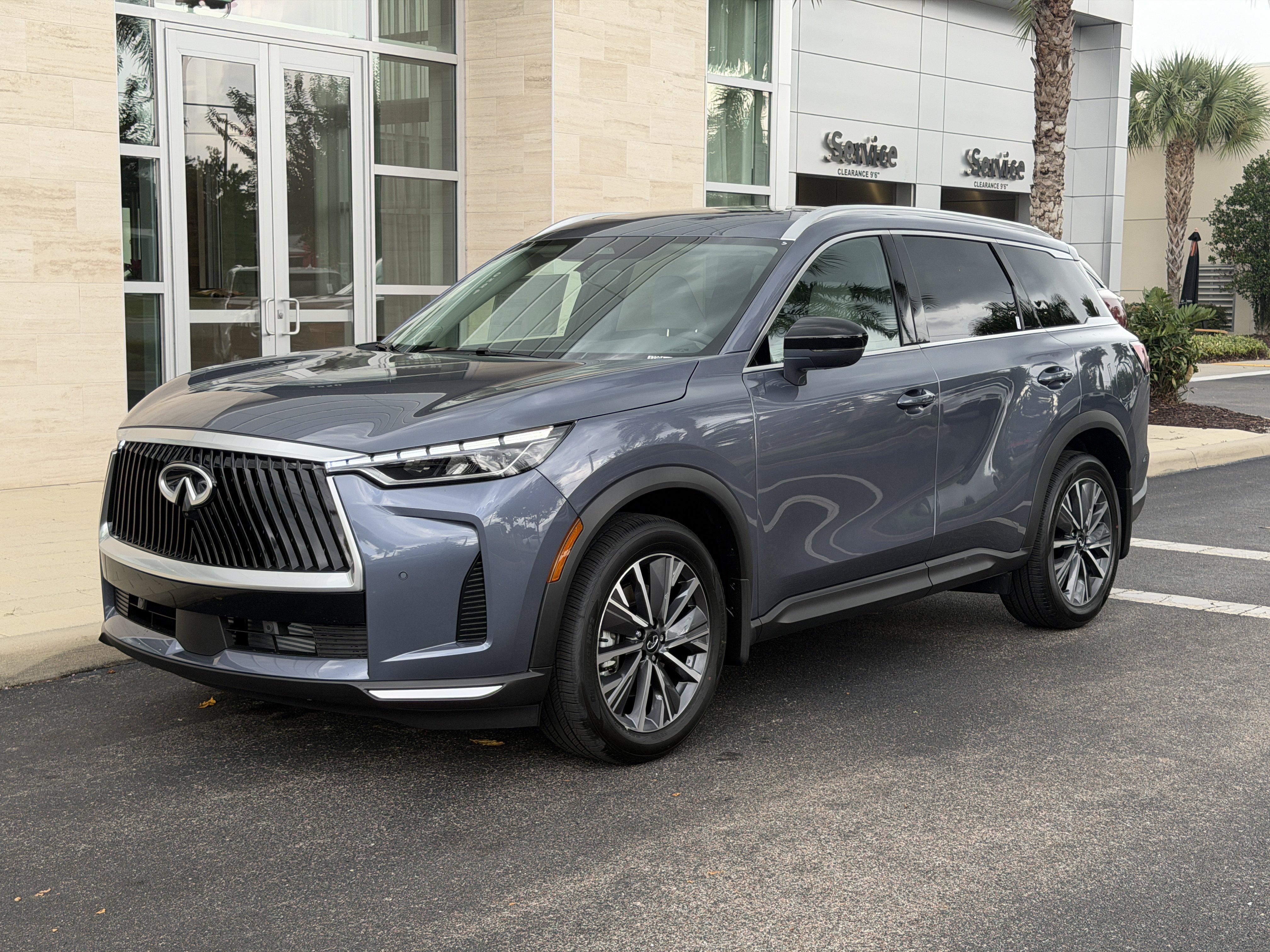 New 2027 INFINITI QX60 LUXE SUV