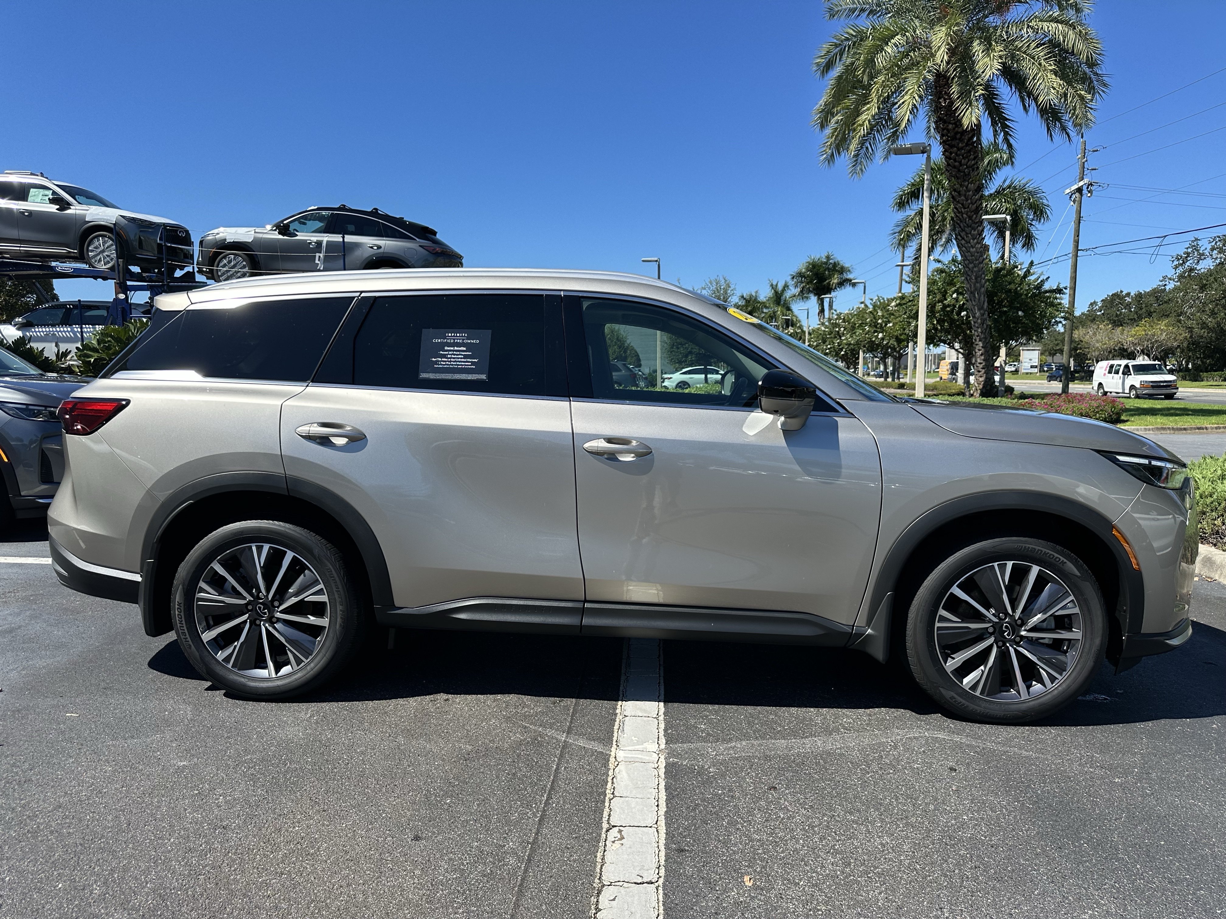Certified 2027 INFINITI QX60 LUXE SUV