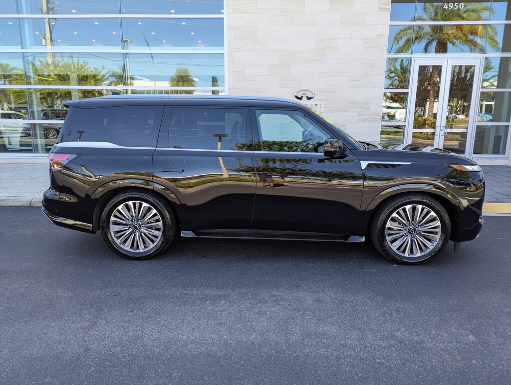 Certified 2025 INFINITI QX80 LUXE SUV