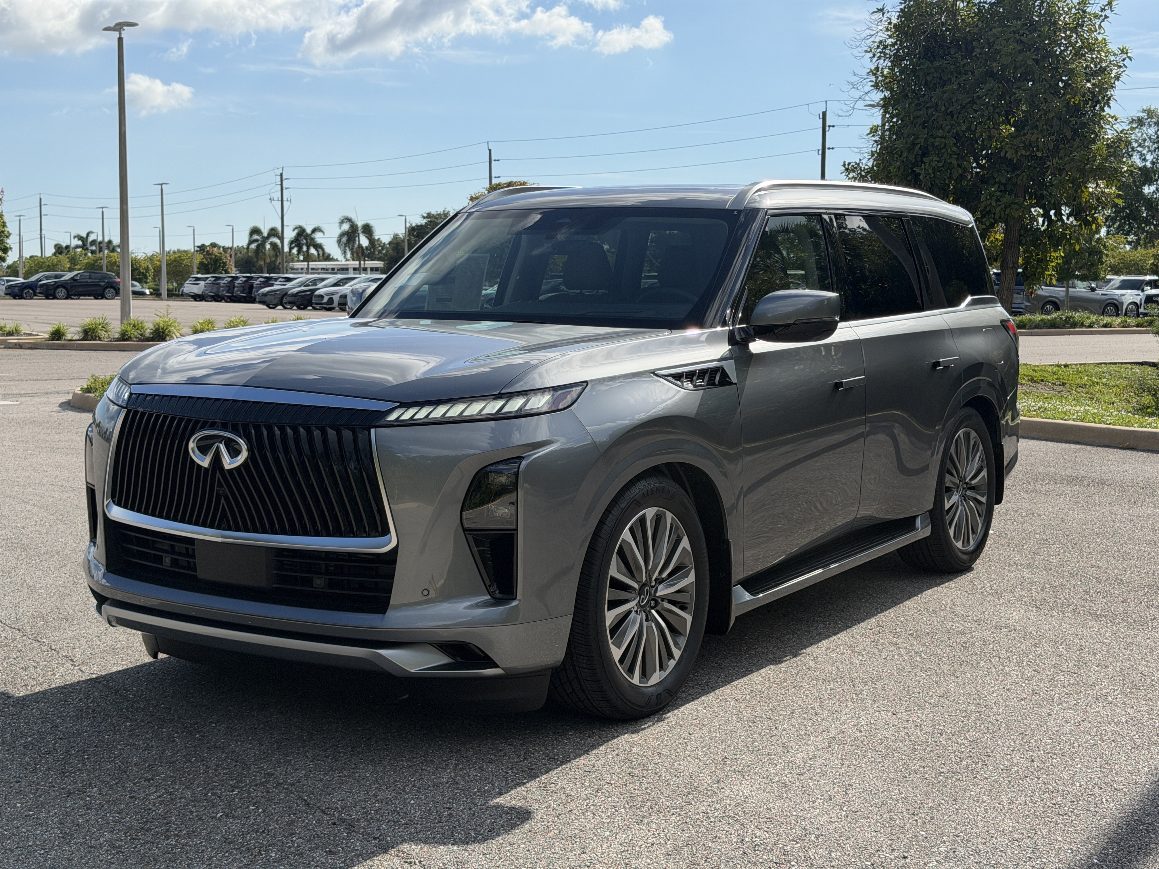 New 2027 INFINITI QX80 LUXE SUV