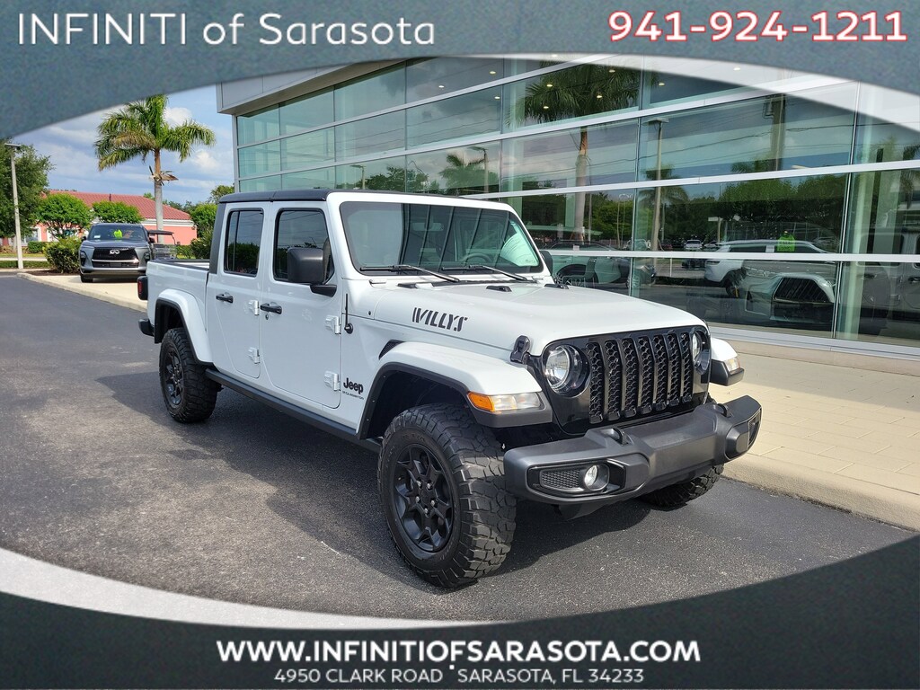 Used 2023 Jeep Gladiator Sport Truck Crew Cab