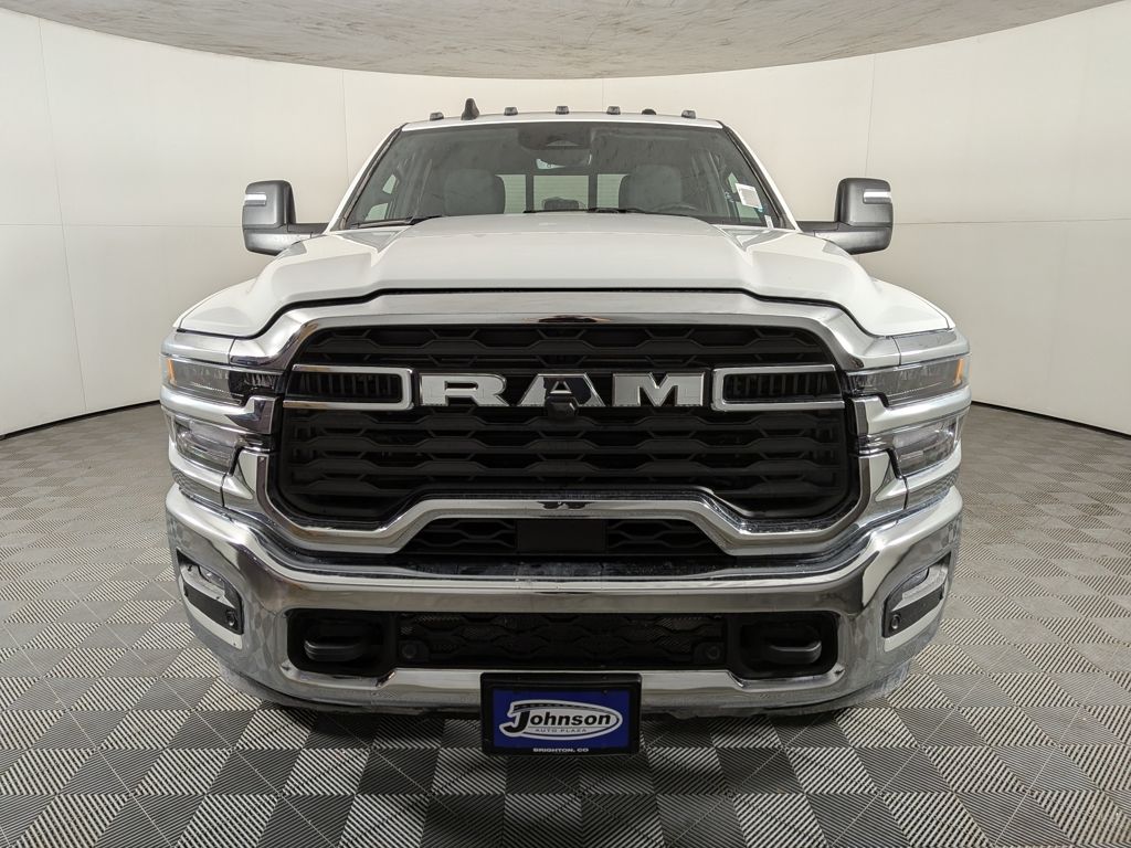 2025 Ram 2500 Tradesman photo 2