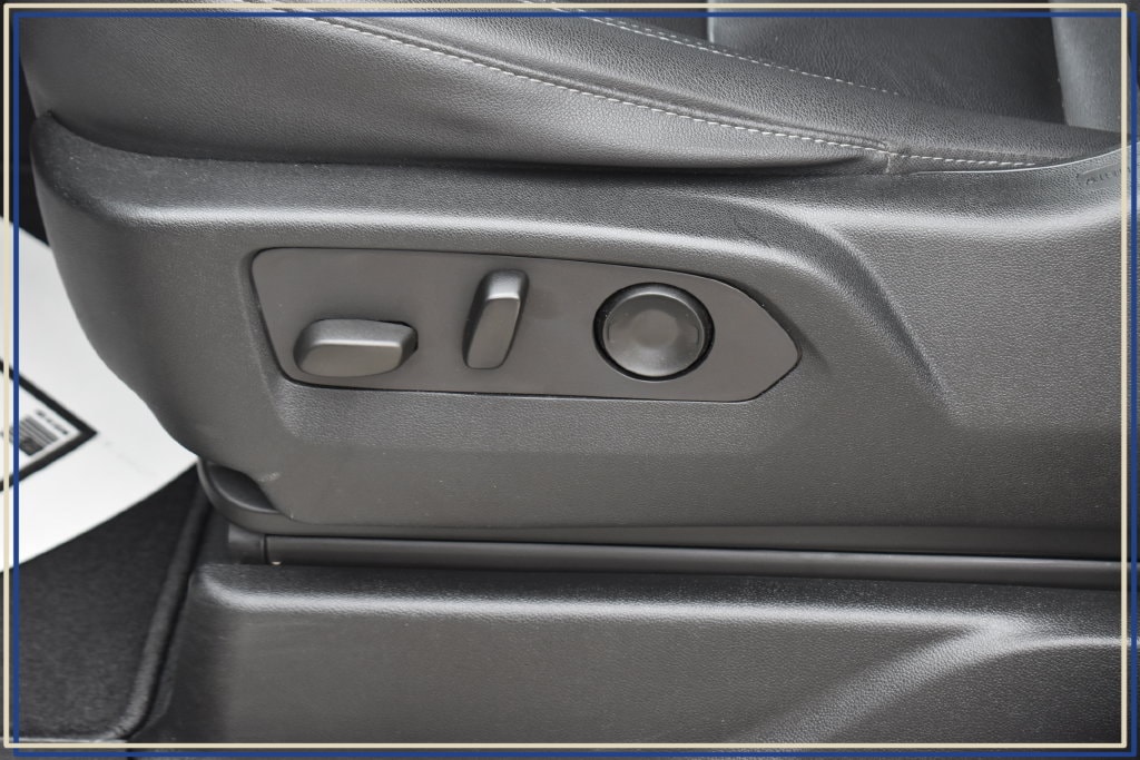 2023 Chevrolet Tahoe LT - Photo 21
