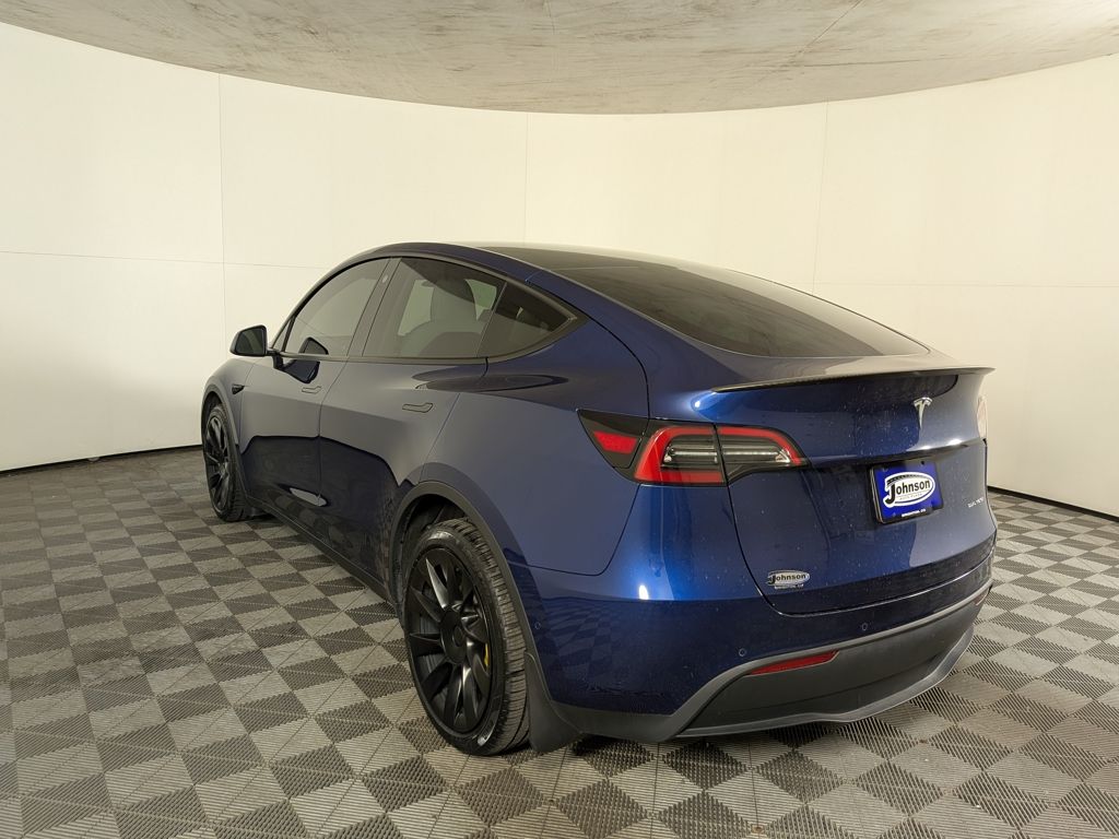 2022 Tesla Model Y Long Range photo 4
