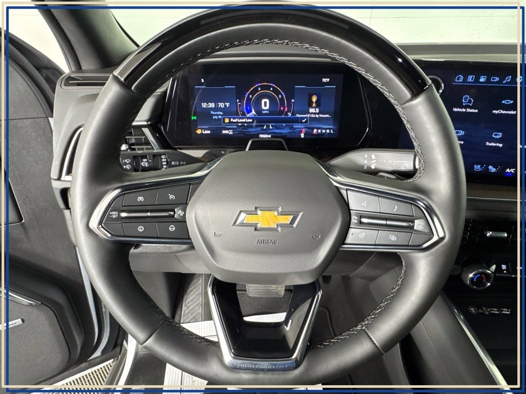 2026 Chevrolet Suburban High Country - Photo 25