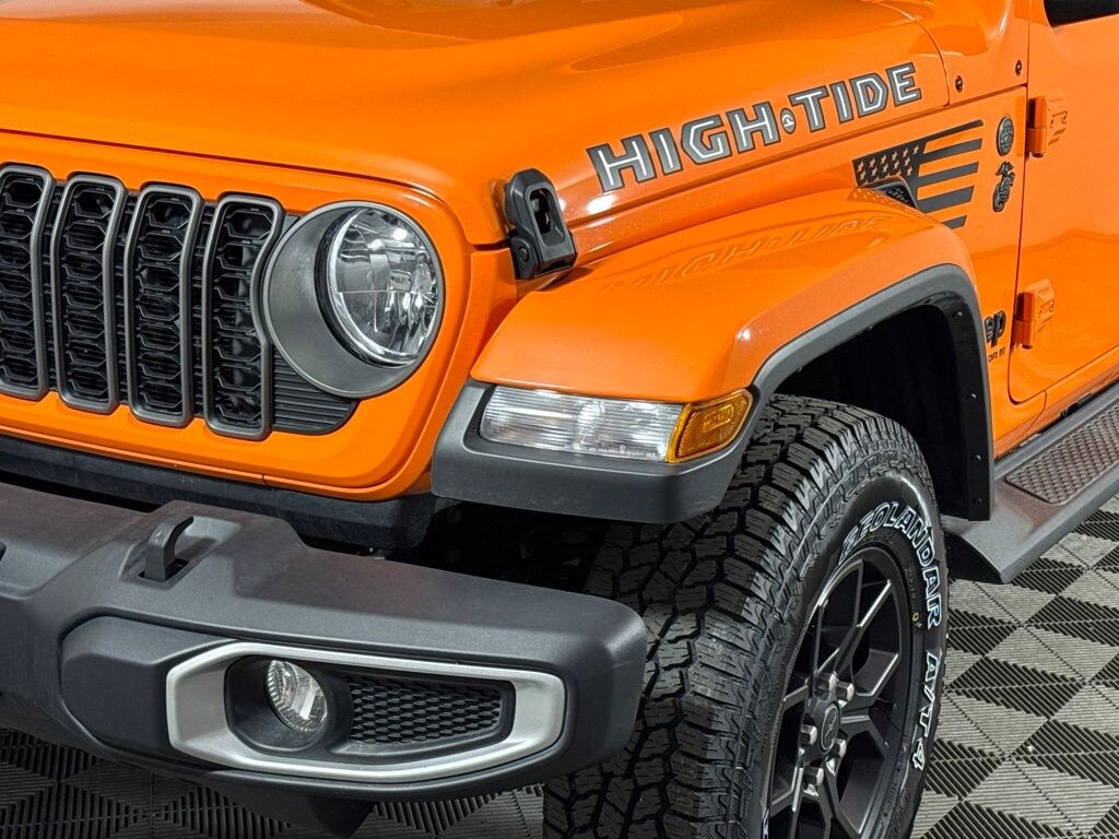 Certified 2025 Jeep Gladiator Sport Truck Crew Cab