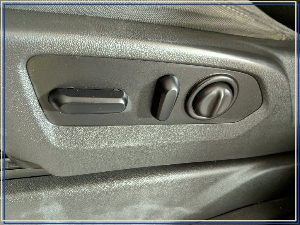 2021 Chevrolet Silverado 1500 LT - Photo 16