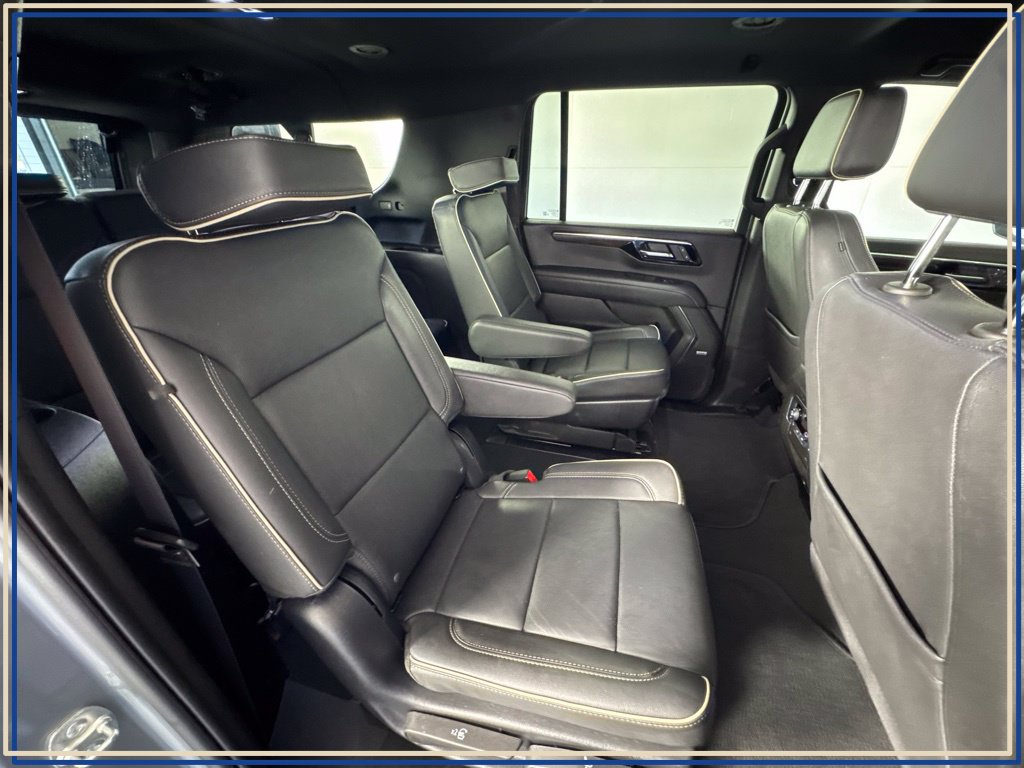 2025 Chevrolet Suburban Premier - Photo 36