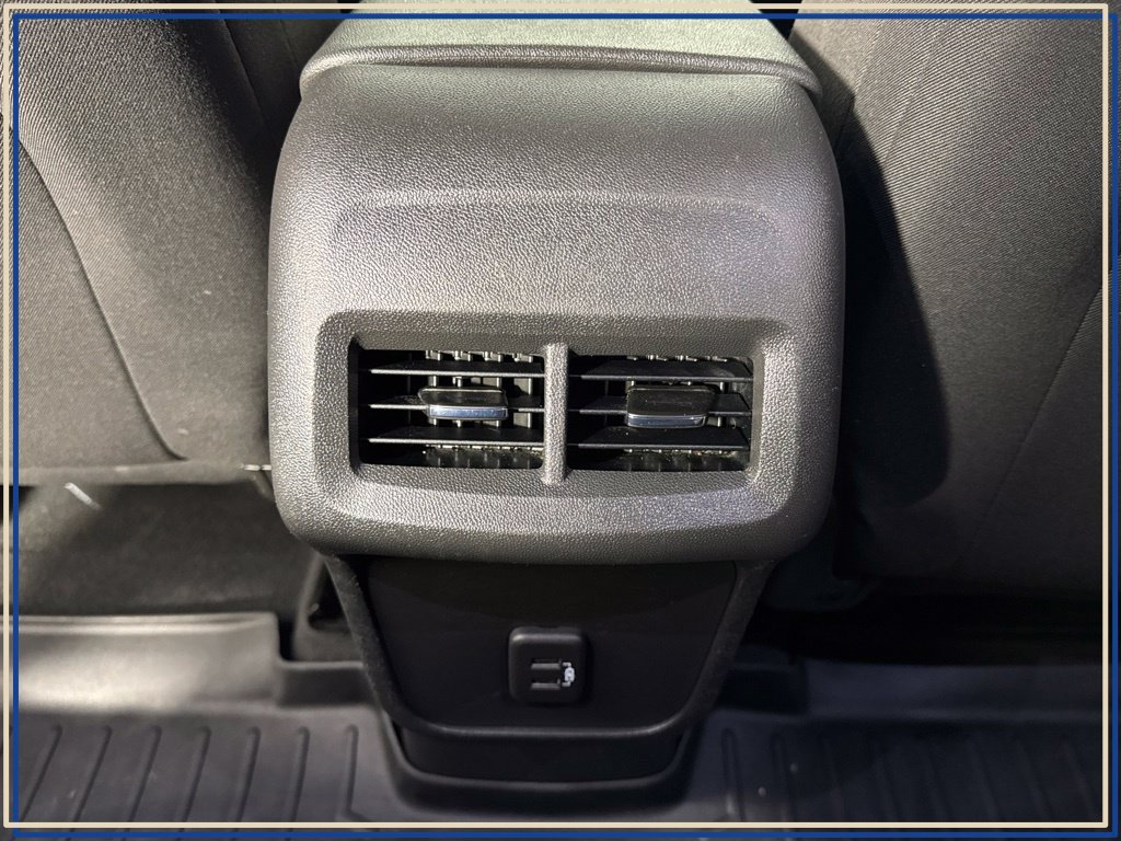 2023 Chevrolet Equinox LS - Photo 35