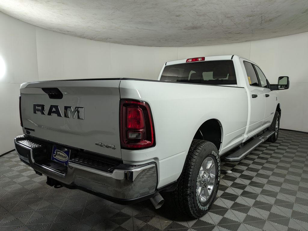 2025 Ram 3500 Big Horn photo 4