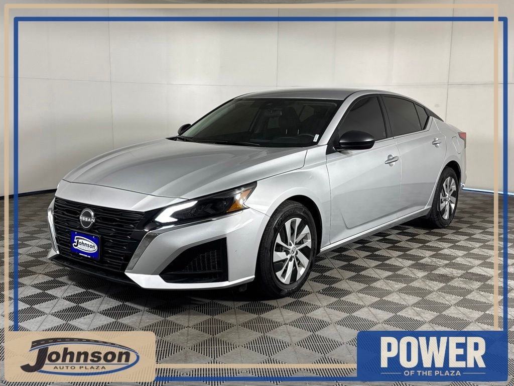 Used 2024 Nissan Altima 2.5 S Sedan