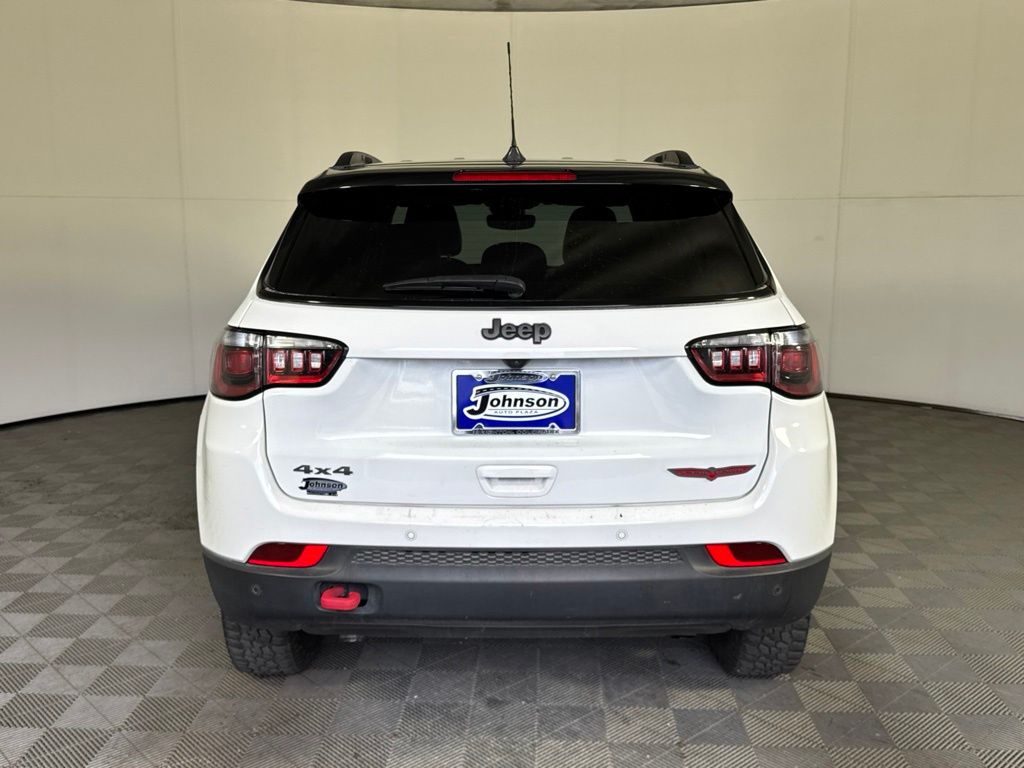 2025 Jeep Compass Trailhawk - Photo 11