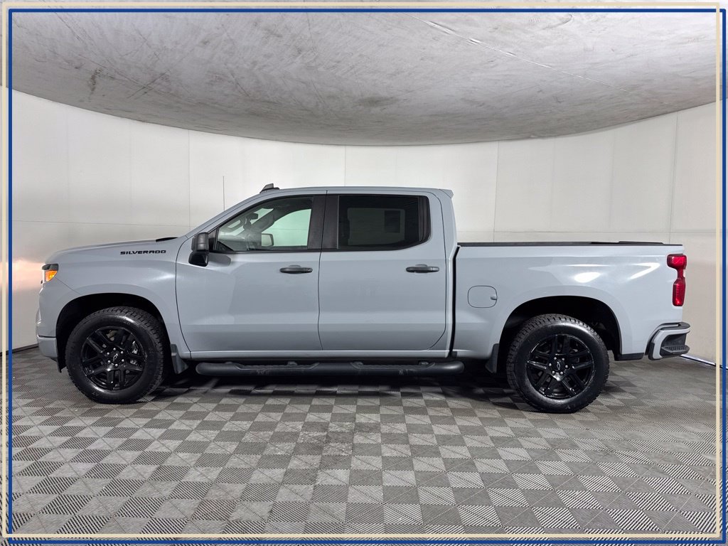 2024 Chevrolet Silverado 1500 Custom - Photo 13