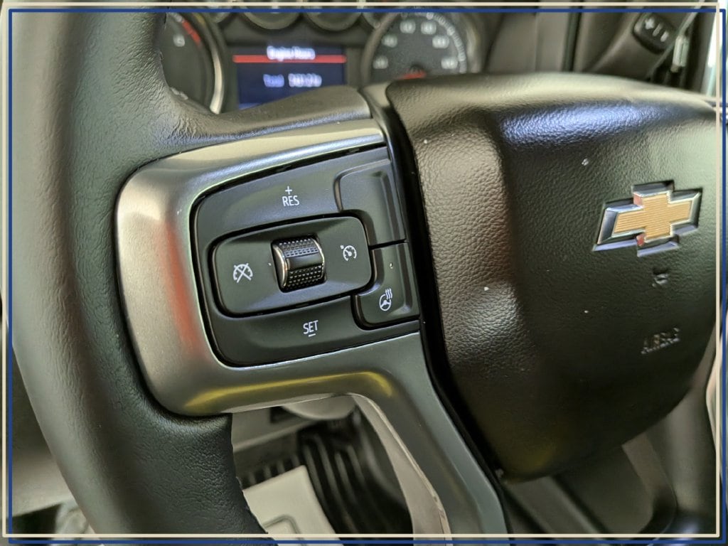 2021 Chevrolet Silverado 1500 LT - Photo 19