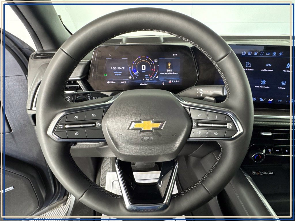 2025 Chevrolet Suburban Premier - Photo 11