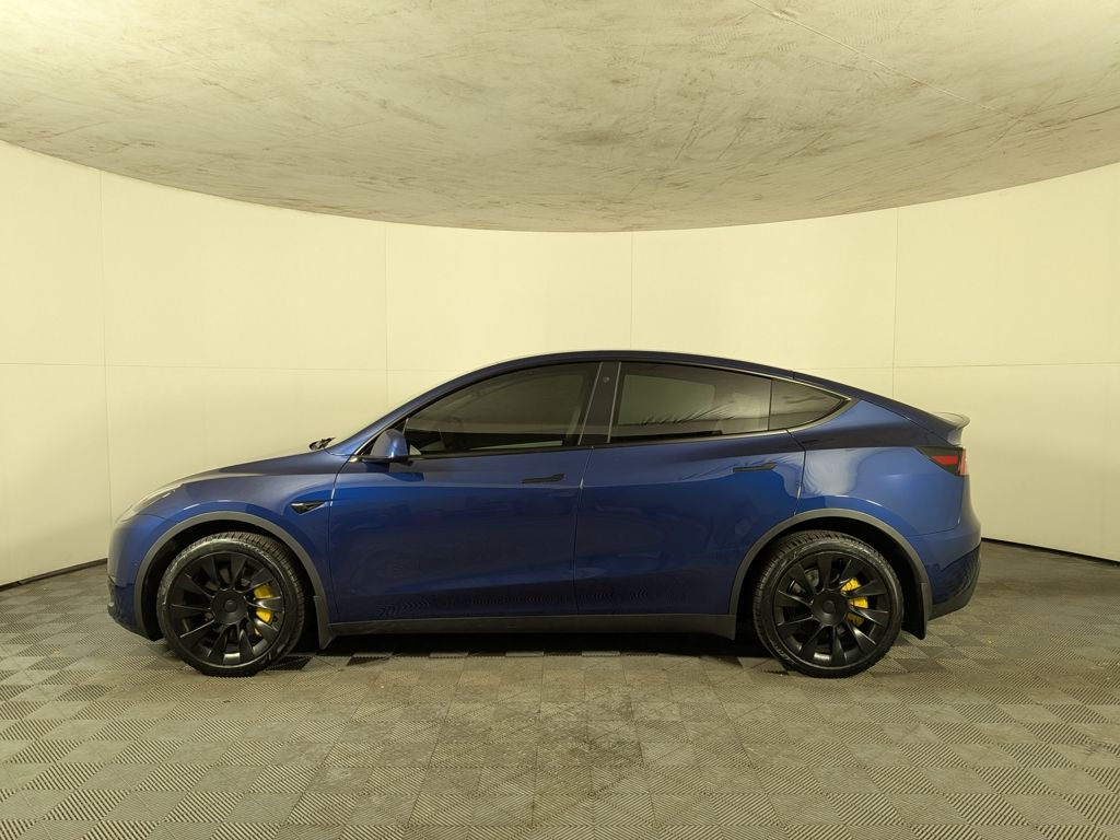 2022 Tesla Model Y Long Range photo 3