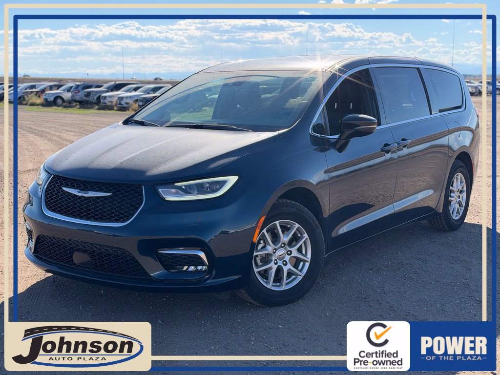 2025 Chrysler Pacifica Select