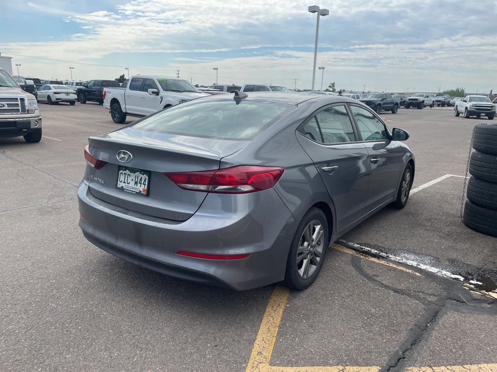 2018 Hyundai Elantra Value Edition photo 2