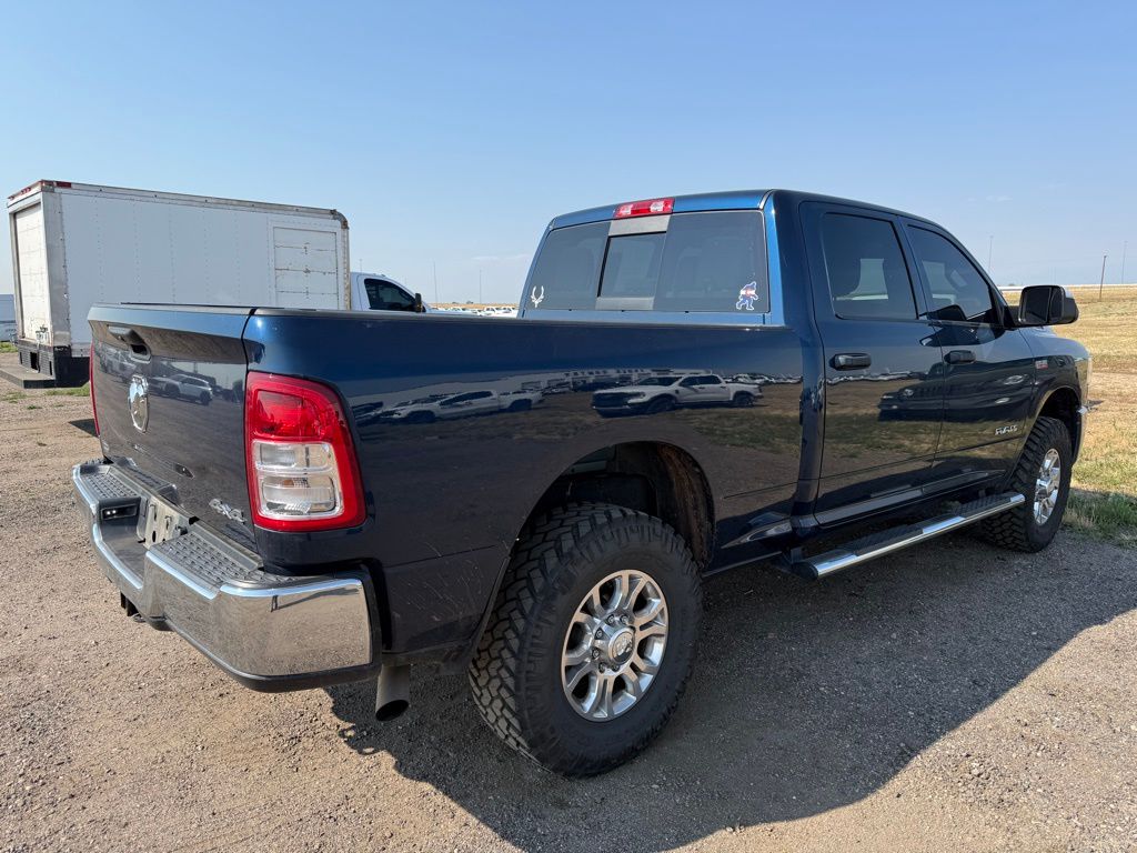 2022 Ram 2500 Tradesman photo 3
