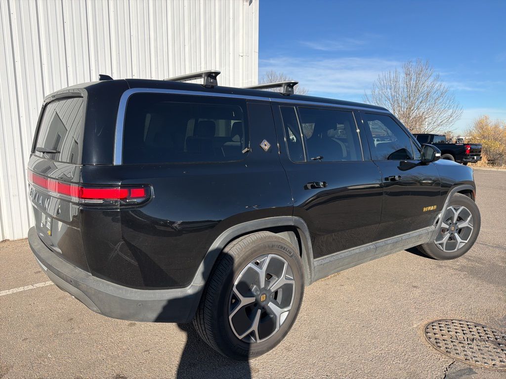 2023 Rivian R1S Adventure photo 3