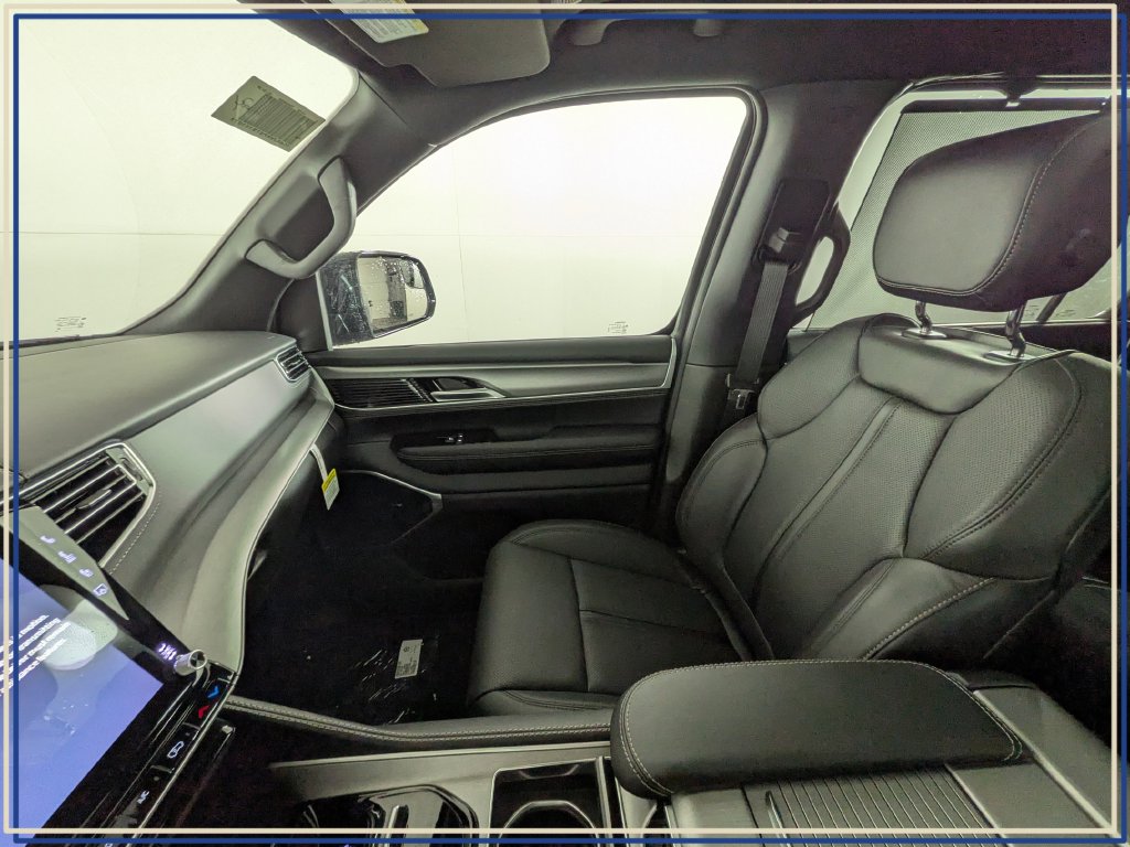 2026 Jeep Grand Wagoneer Limited Reserve - Photo 28