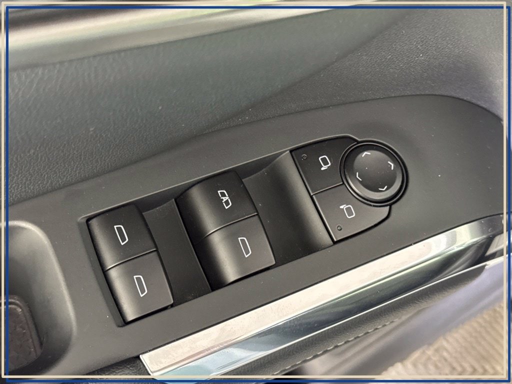 2026 Chevrolet Traverse LT - Photo 32