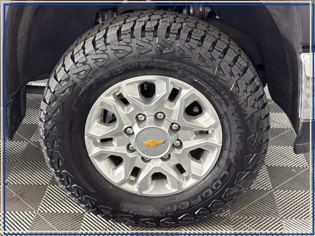 2024 Chevrolet Silverado 2500HD LTZ - Photo 12