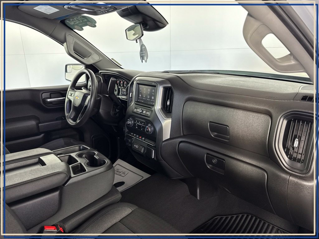 2024 Chevrolet Silverado 1500 Custom - Photo 42