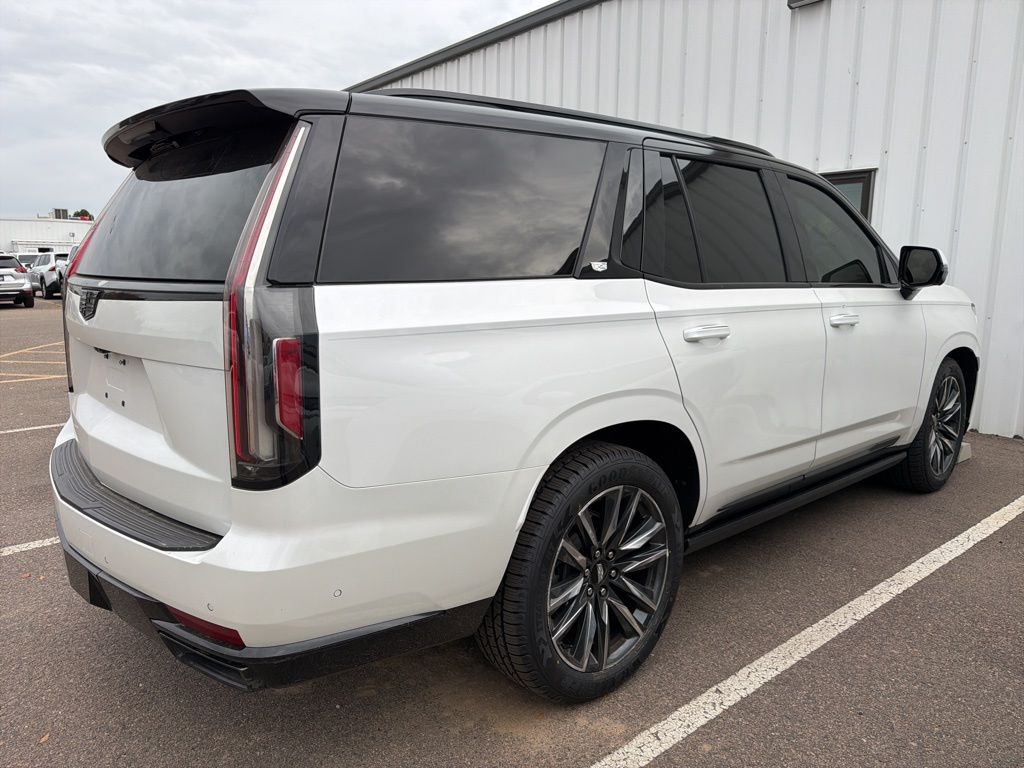 2023 Cadillac Escalade Sport Platinum photo 3