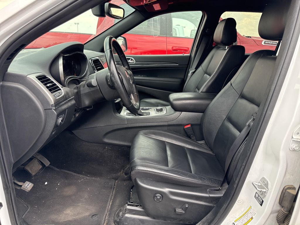 2022 Jeep Cherokee Limited photo 2