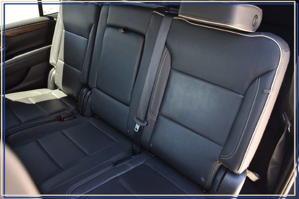 2024 Chevrolet Suburban Premier - Photo 26