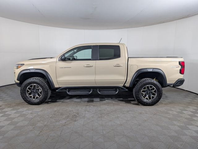 2024 Chevrolet Colorado ZR2 photo 3