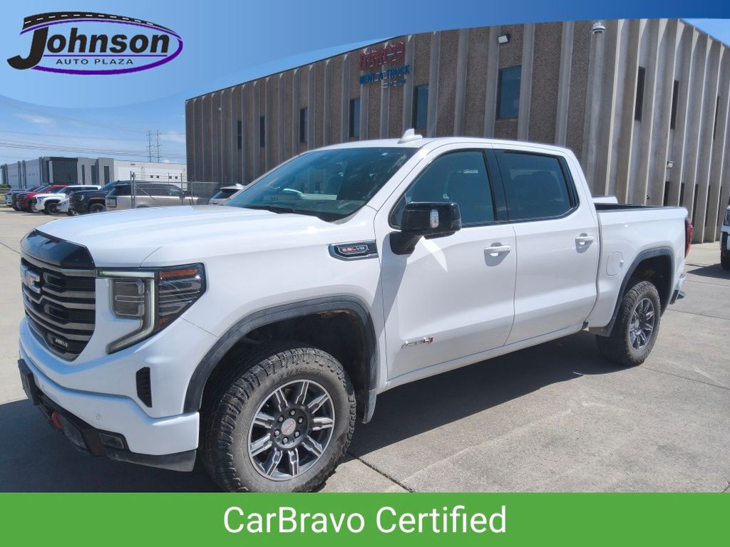 2025 GMC Sierra 4WD Crew Cab Short Box AT4's photo