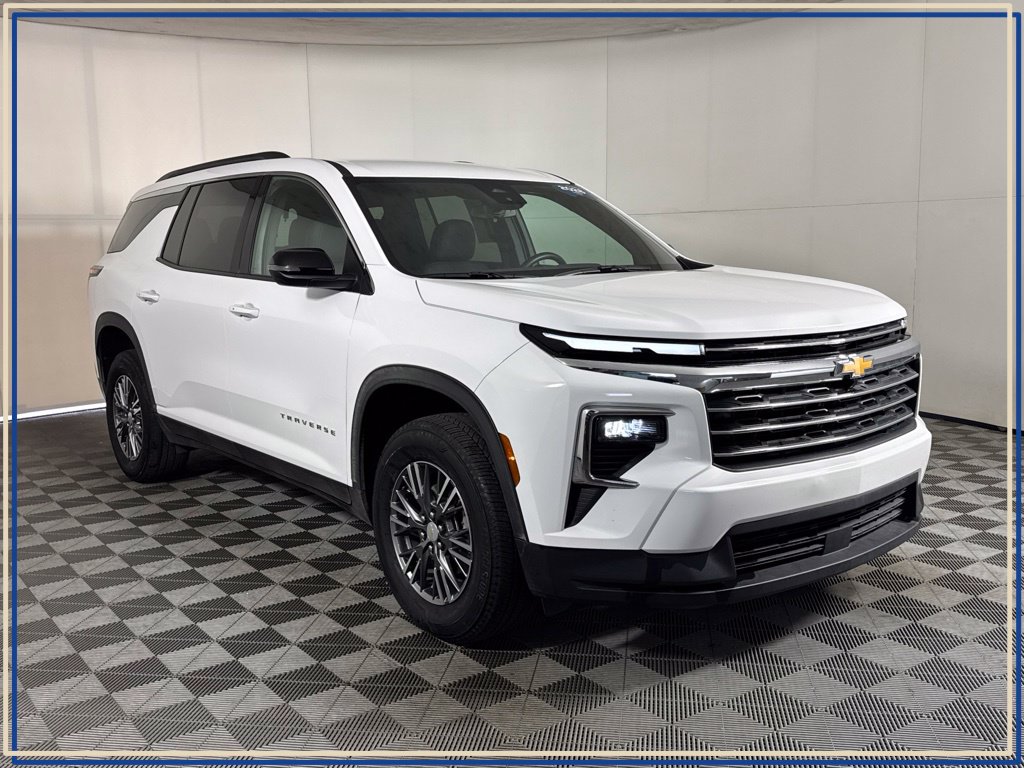 2026 Chevrolet Traverse LT - Photo 6