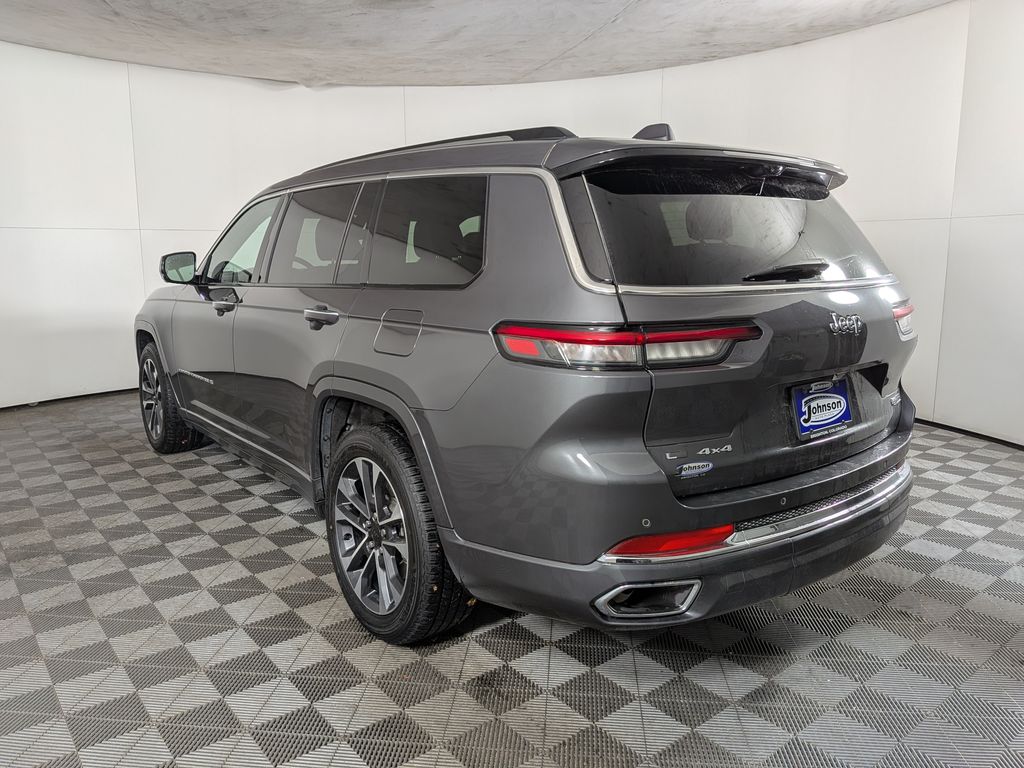 2022 Jeep Grand Cherokee Overland photo 4