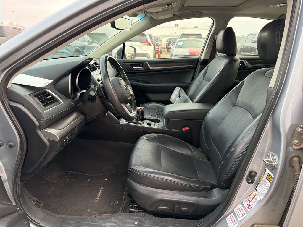 2018 Subaru Legacy 2.5i Limited photo 2